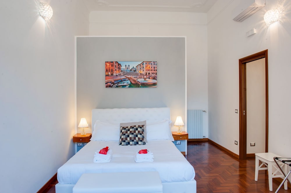 Suite photo 1