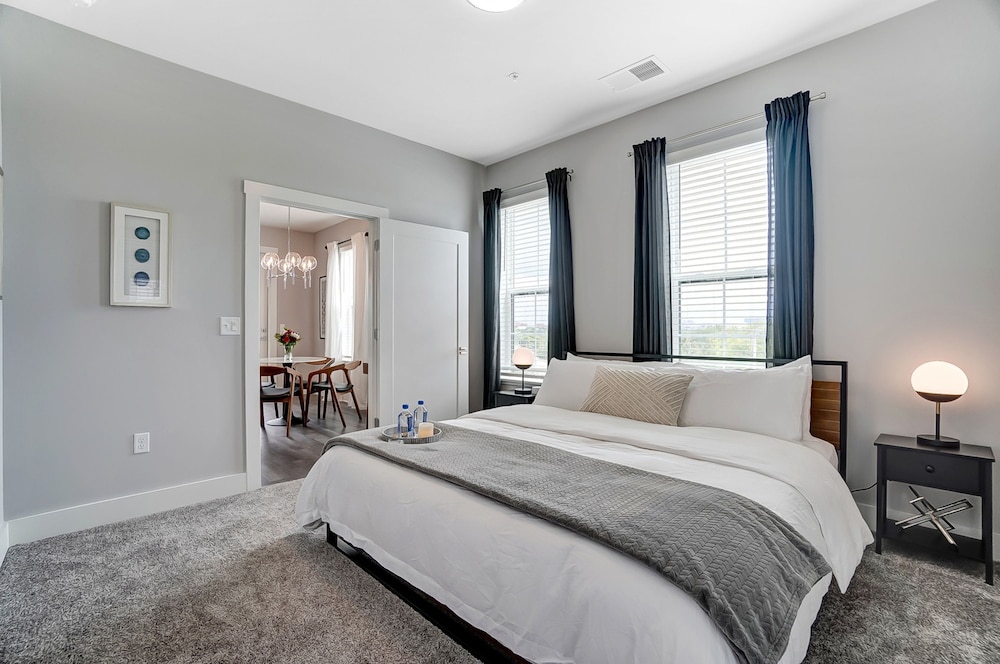 Opulent Corner 2BR Near OSU w Garage Parking, Zdjęcie 7