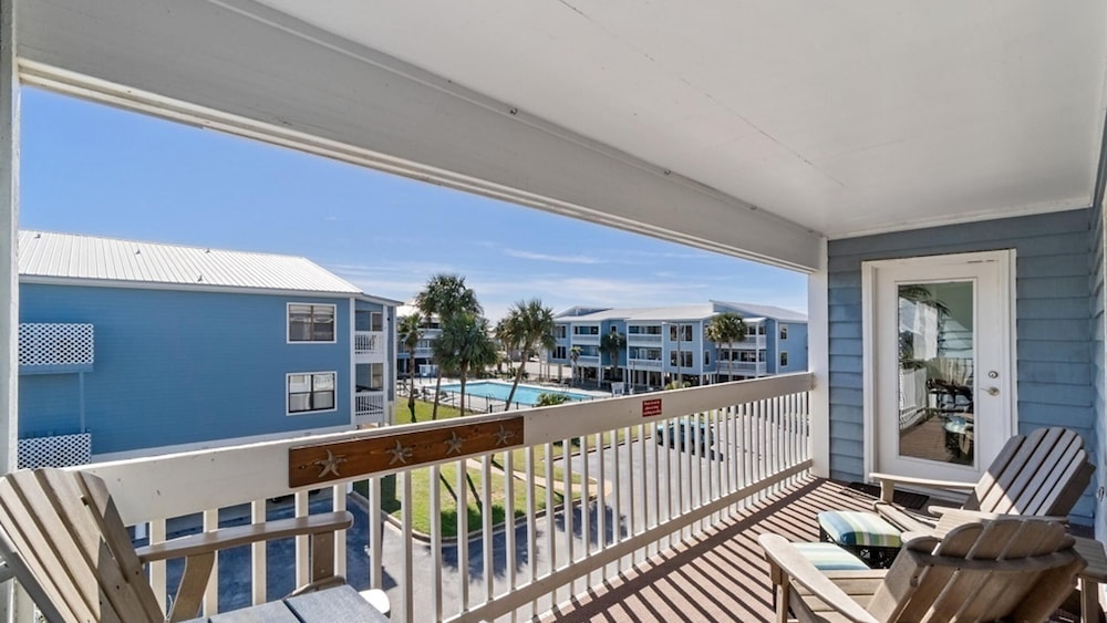 Condo, 2 Bedrooms (#F203 - No Pets)