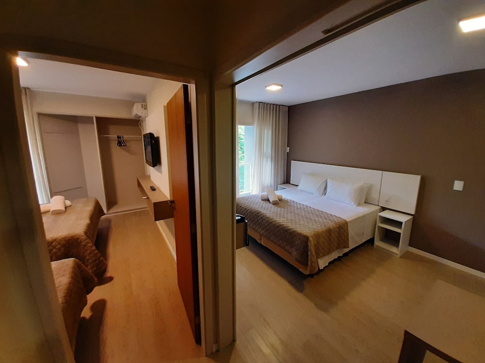 Family Quadruple Room photo 2
