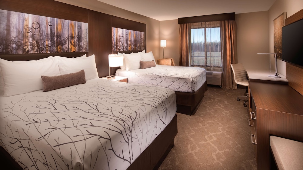 Standard Room, 2 Queen Beds, Non Smoking, Balcony (View) photo 1