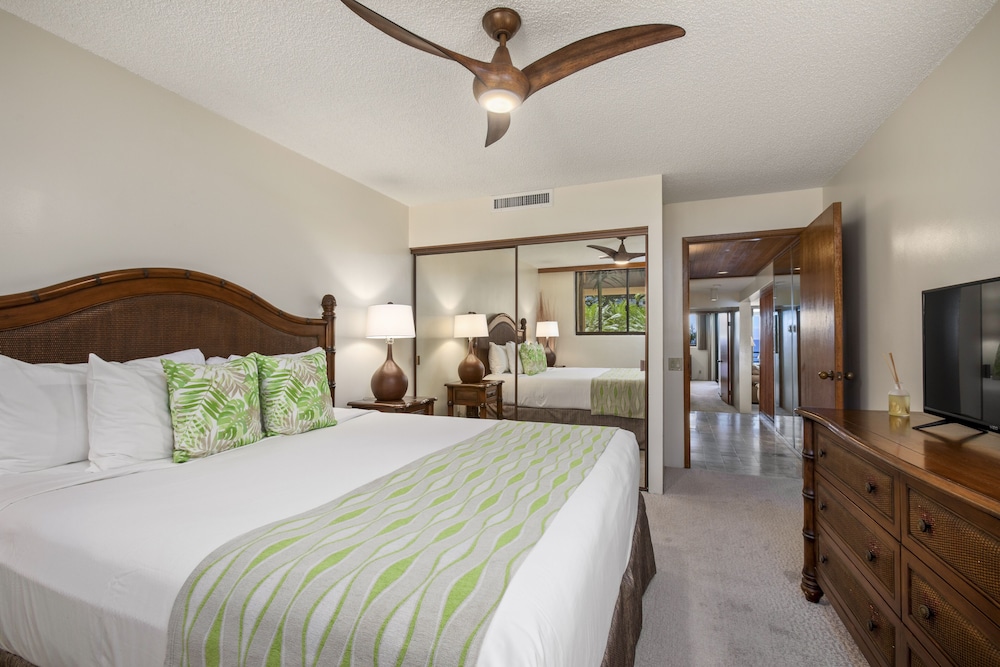 Room, 2 Bedrooms, Oceanfront (2 Bath) photo 2
