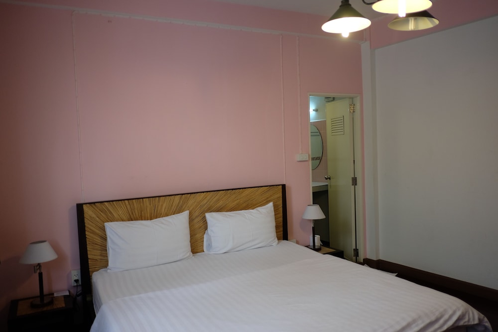 Suite, 2 Bedrooms photo 2