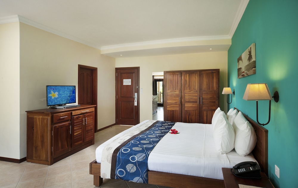 Deluxe Room - Photo 3