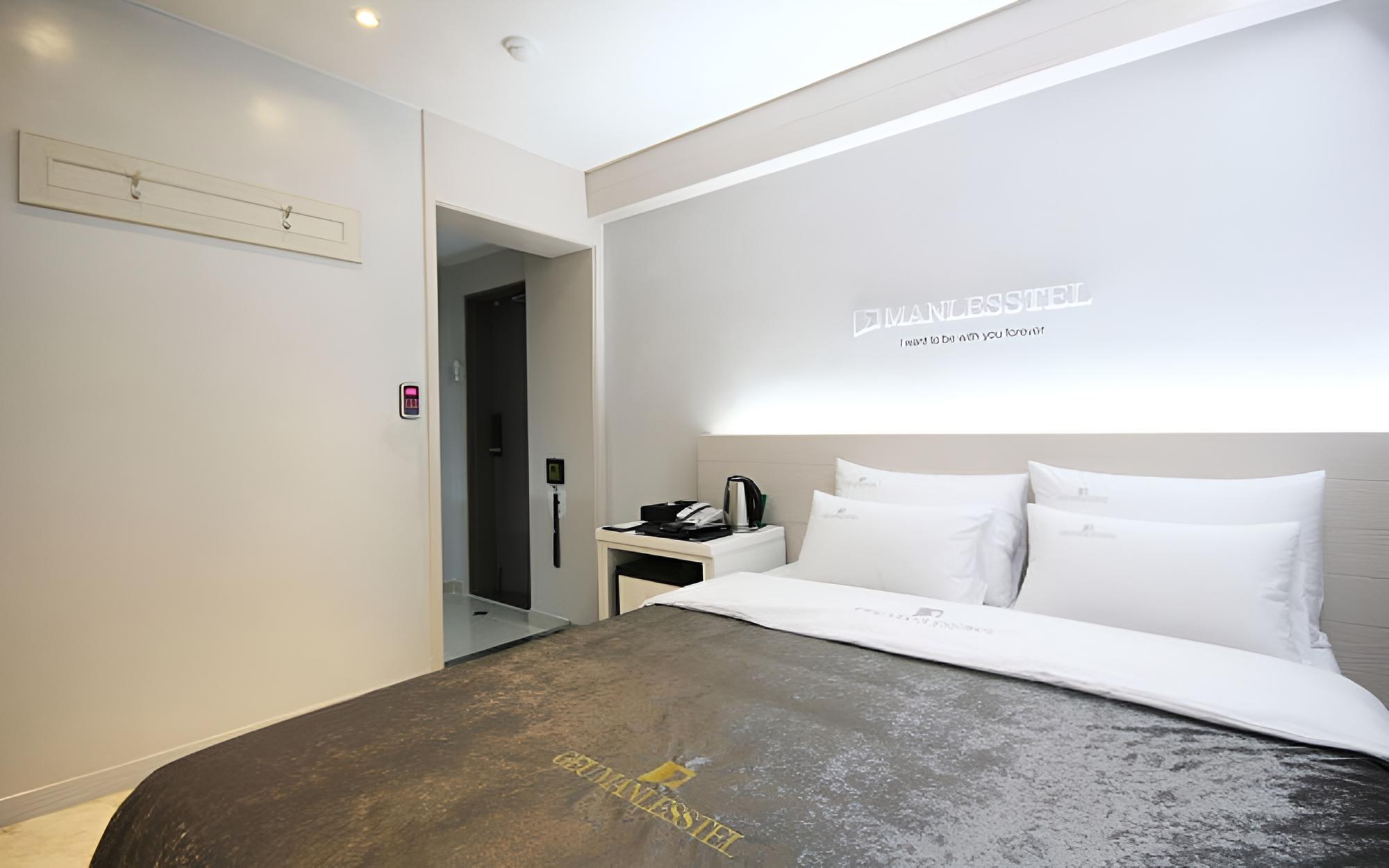 Room (Bronze) photo 2