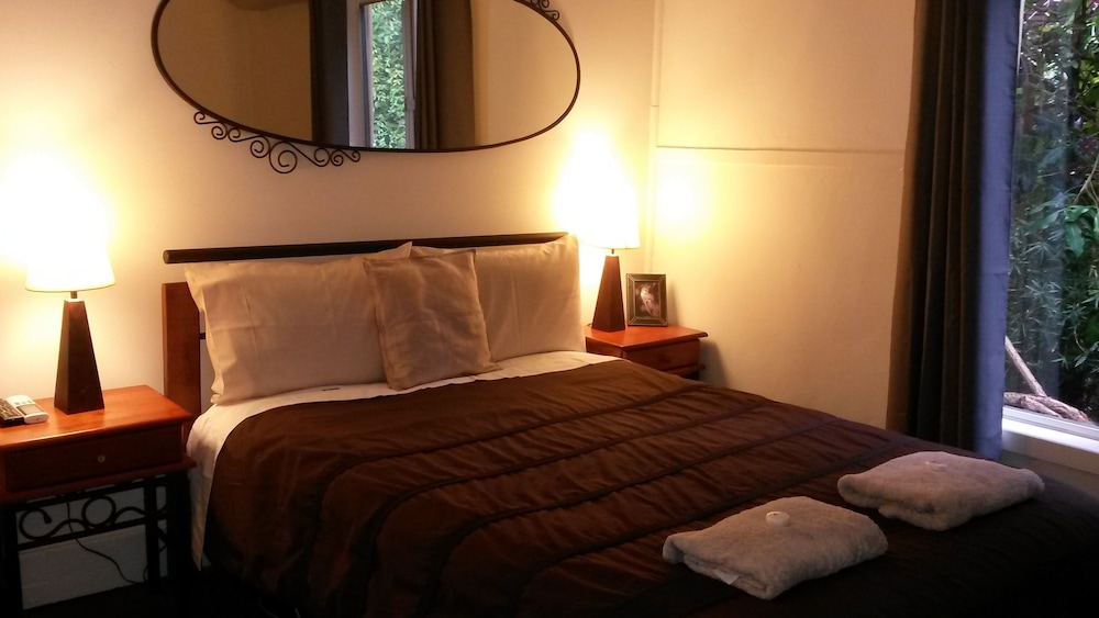 Tiger Room Suite photo 3