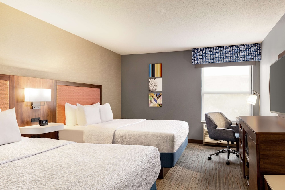 Accessible Two Queen Beds with Tub - Photo 1