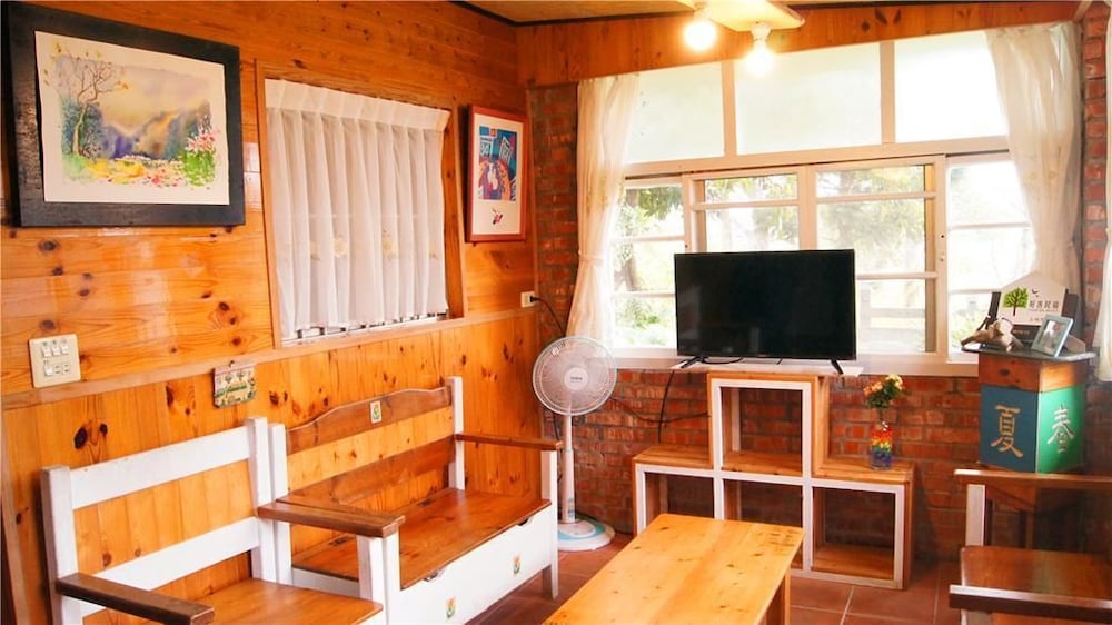 Standard Cabin photo 1