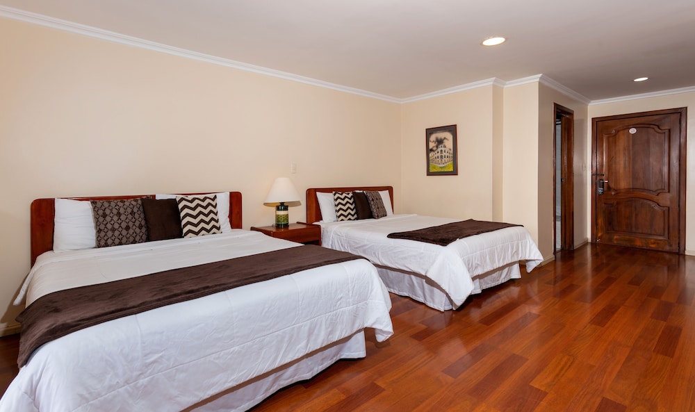 Superior Double Room, 2 Queen Beds, Private Bathroom, Garden Area photo 1