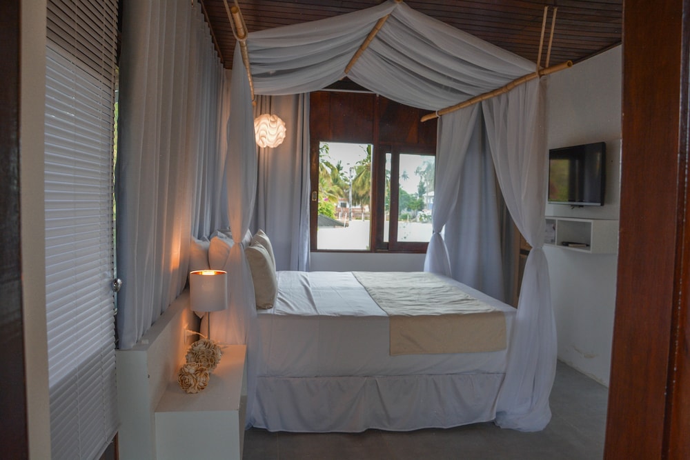 Honeymoon Suite photo 3