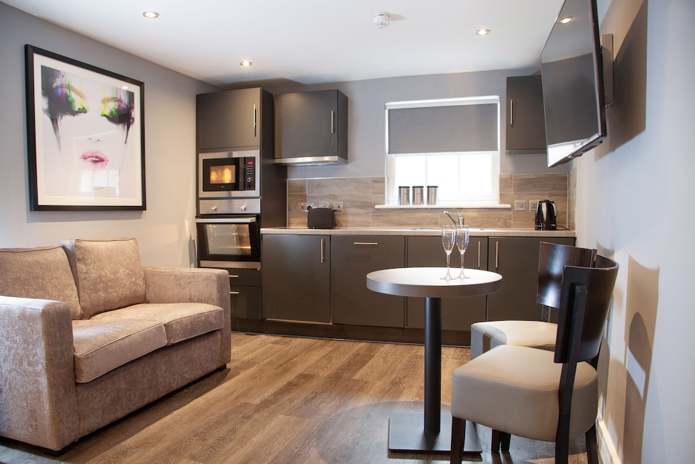 Studio Apartment - Sleeps 2
