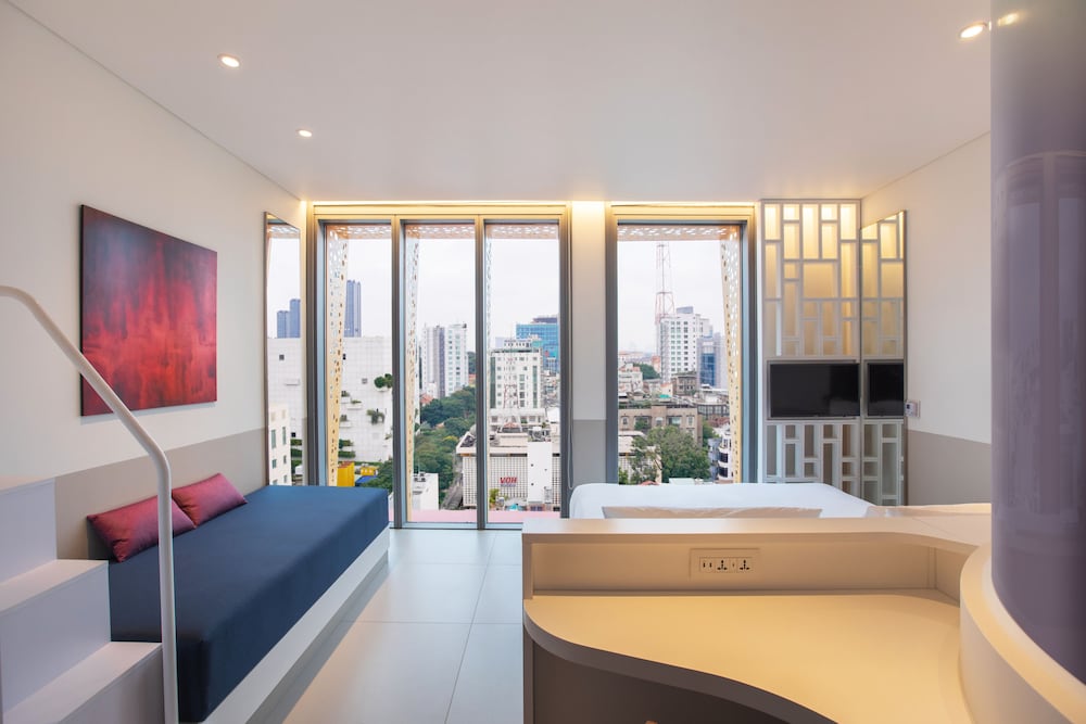 Wink Luxe Cityview photo 3