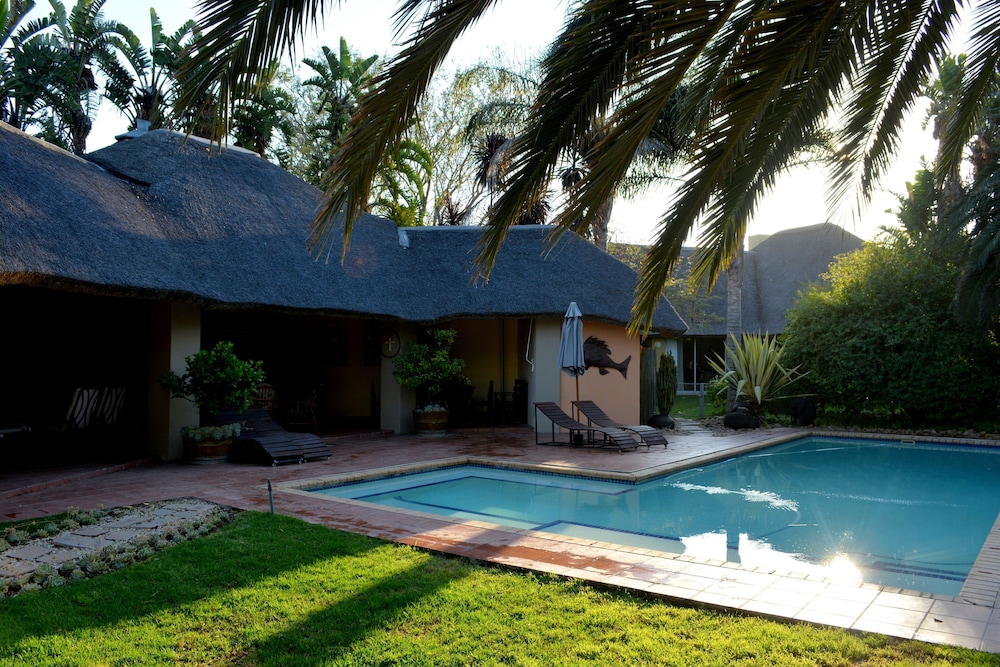 Garden Cottage photo 1