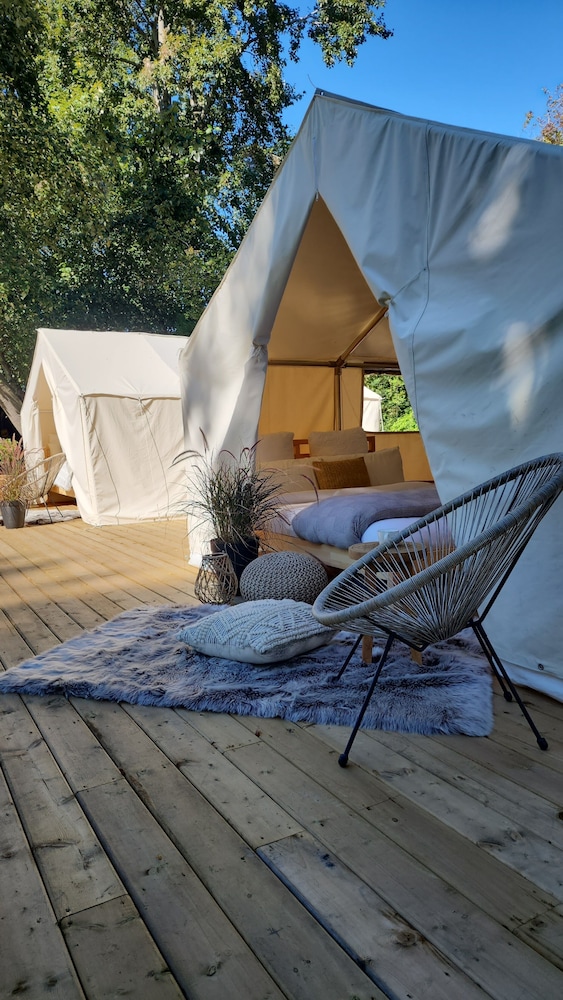 Deluxe Cabin photo 1