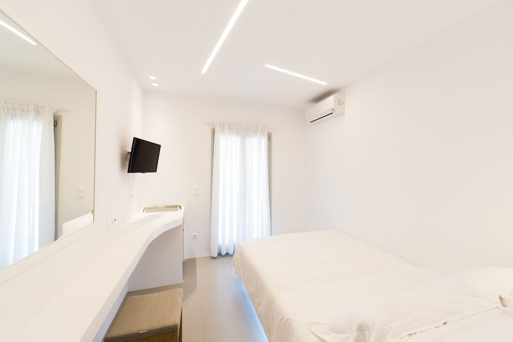 Double Room, Jetted Tub