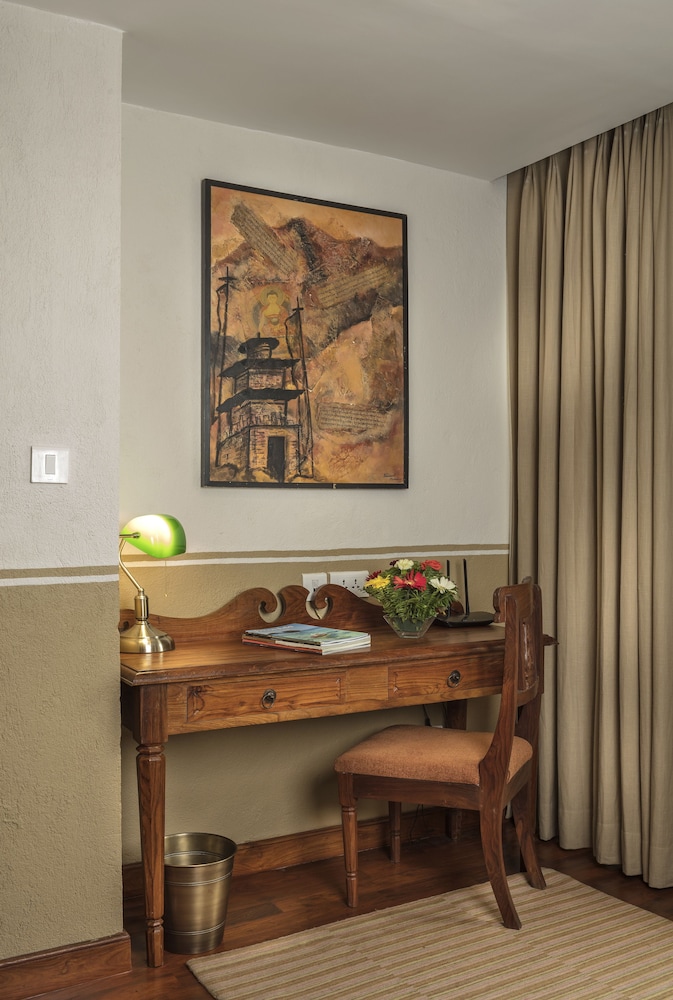 Executive Suite, 1 King Bed photo 2