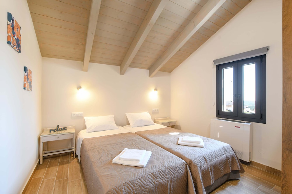 Luxury Quadruple Room