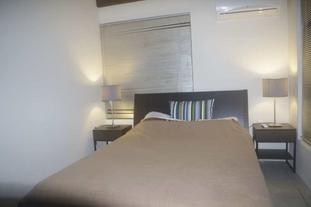 Comfort Duplex, 1 Bedroom, Garden View, Poolside
