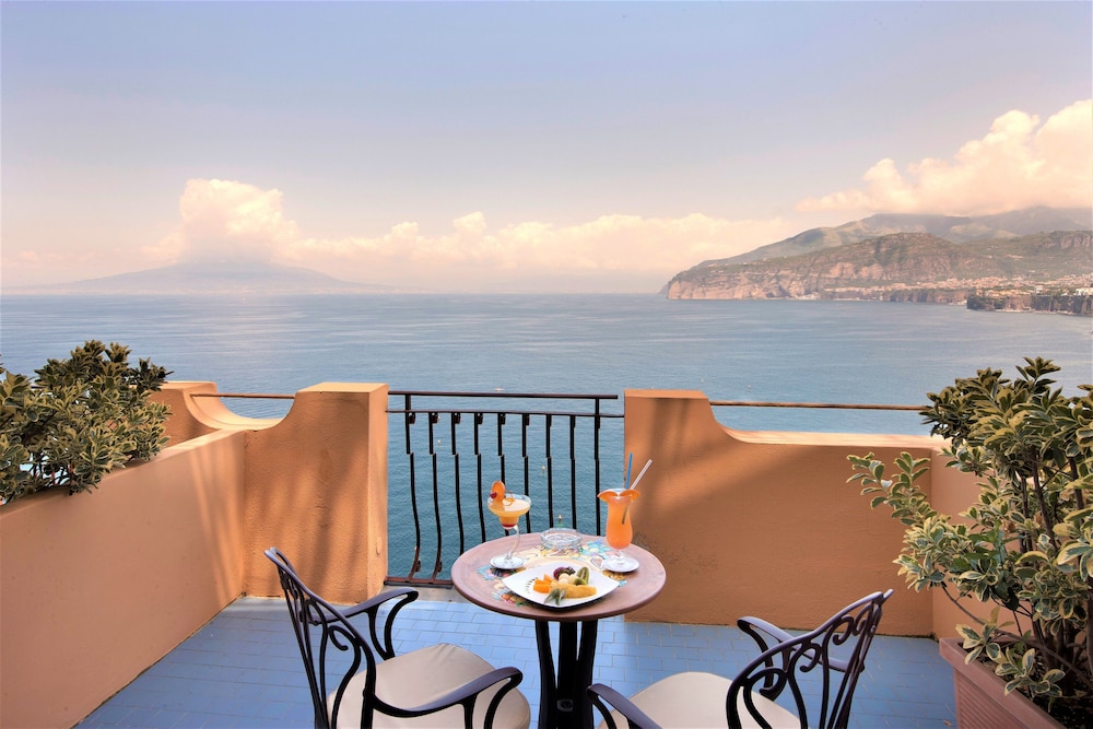 Junior Studio Suite, Balcony, Sea View - Photo 5