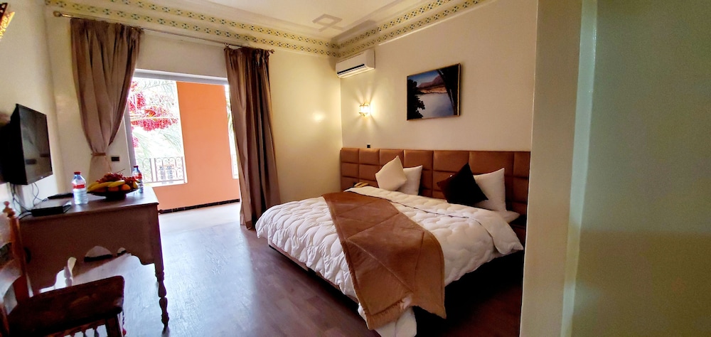 Double Room, Pool View photo 2