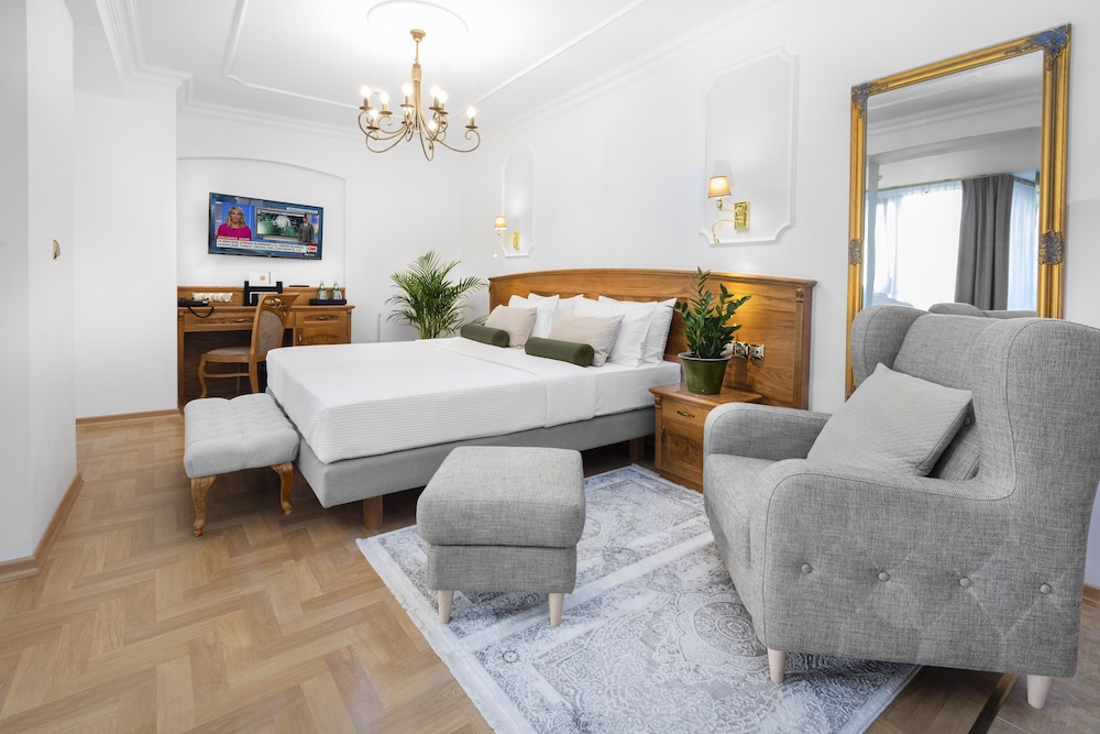 Apartment with Orangery - Photo 9