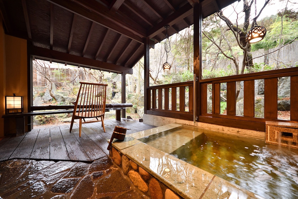 Japanese Western Style Room (Open Air Bath) photo 3