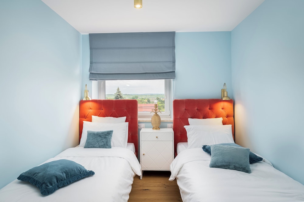 Basic Twin Room