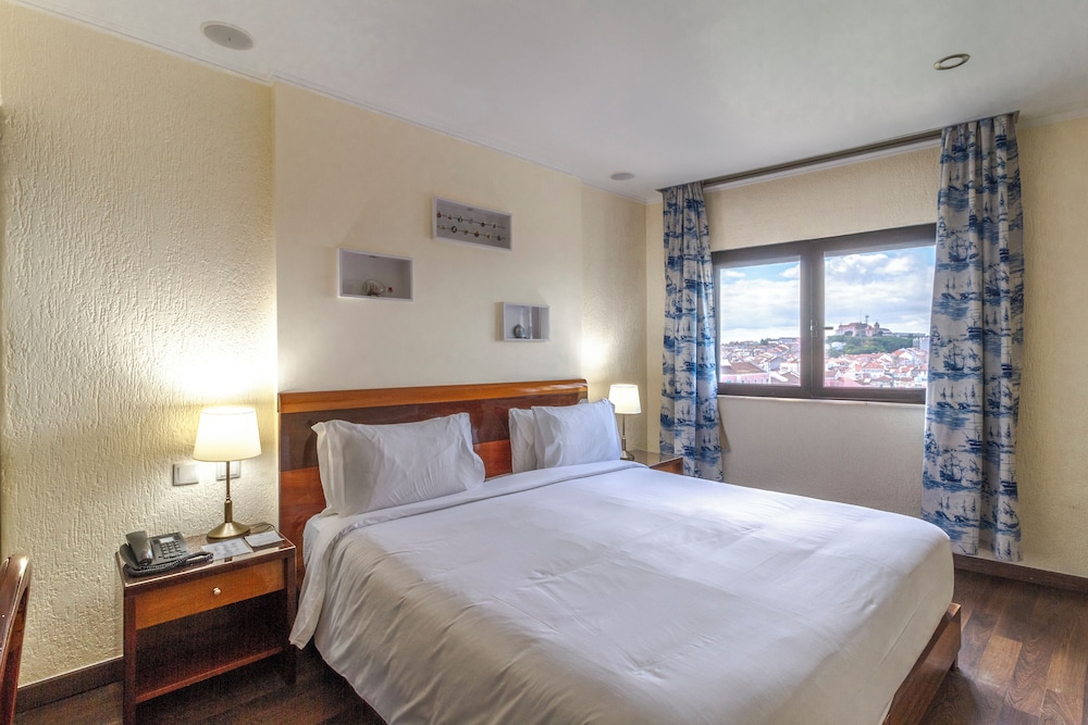 Standard Double Room, 1 Queen Bed - Photo 2
