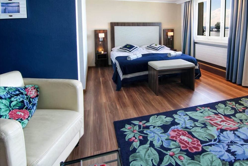 Panoramic Single Room photo 2