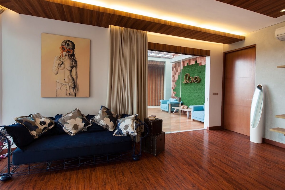 Design Villa, 4 Bedrooms, Kitchen, Hill View photo 1