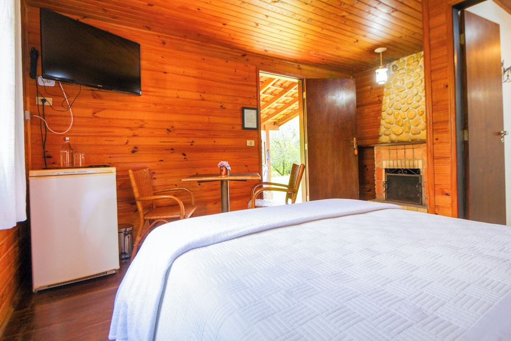 Standard Chalet