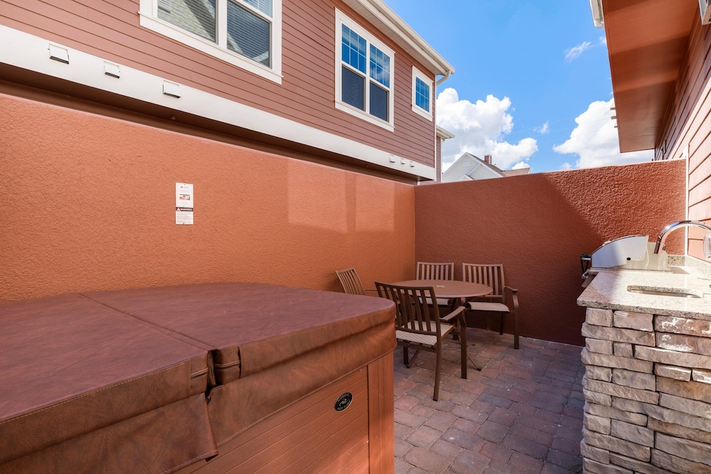 3 BR 3BA Villa 5min Disneyworld Hot Tub BBQ, Billede 21