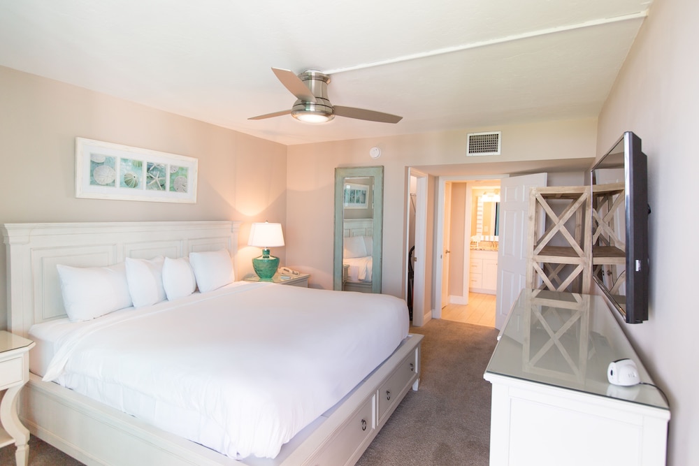 Two Bedroom Courtyard View