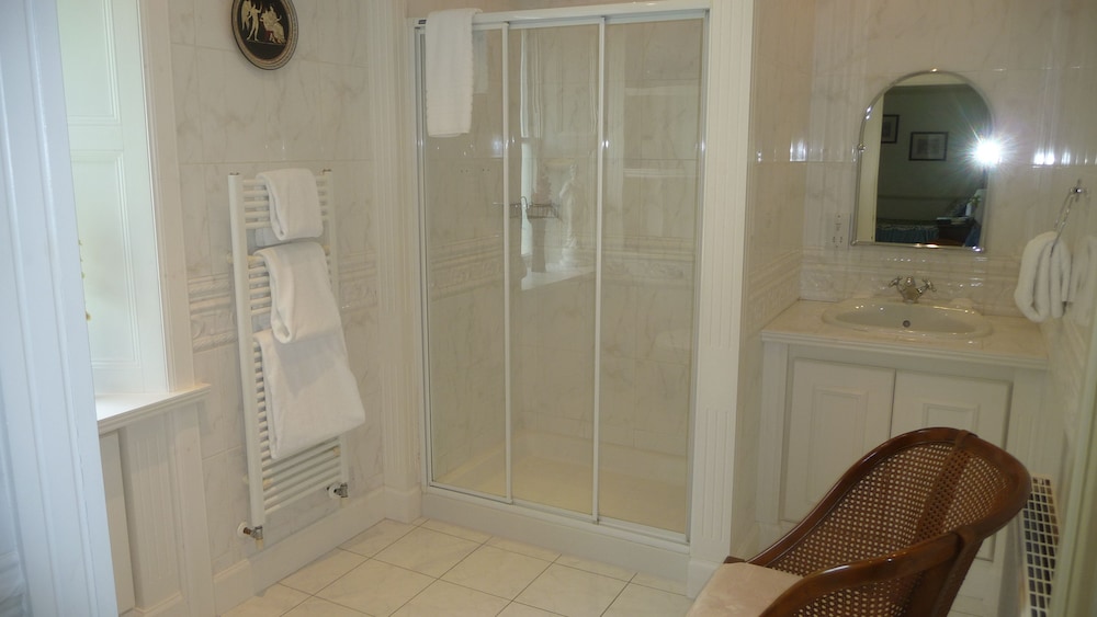 Standard Twin Room (Room 3) photo 3