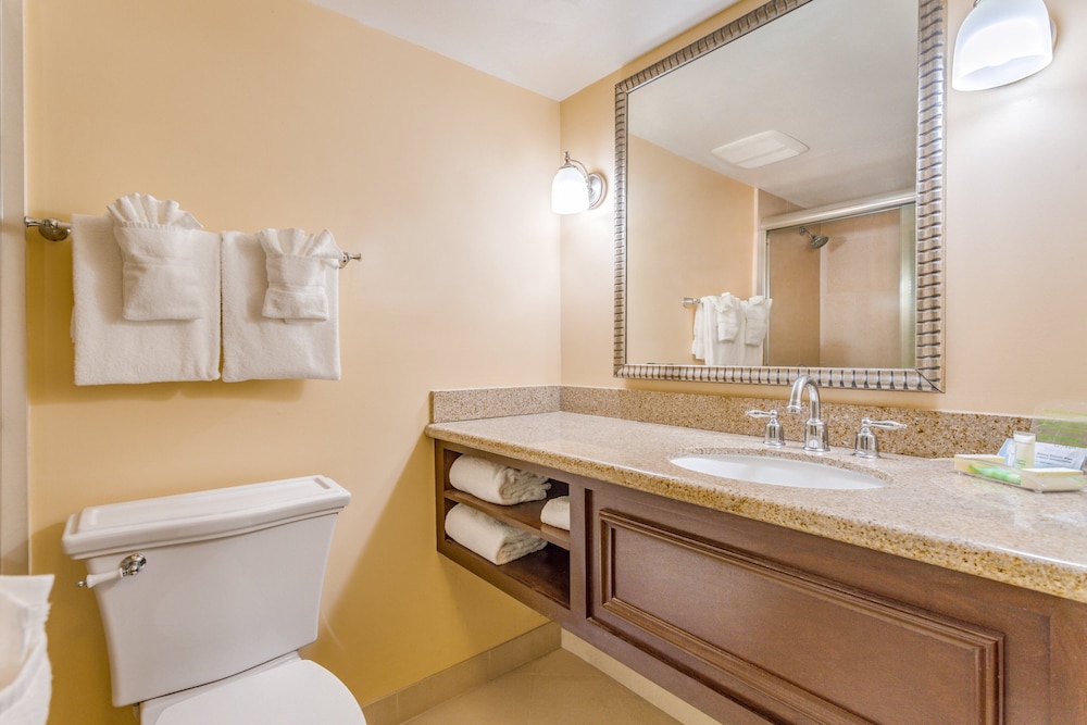 Suite, 2 Queen Beds, Ocean View - Photo 3
