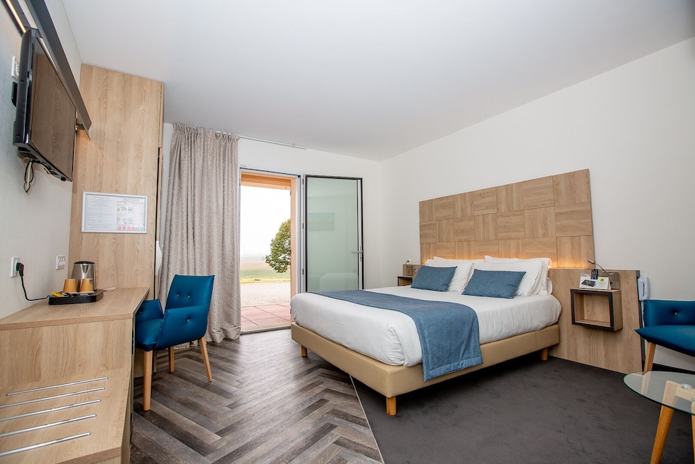 Premium Single Room