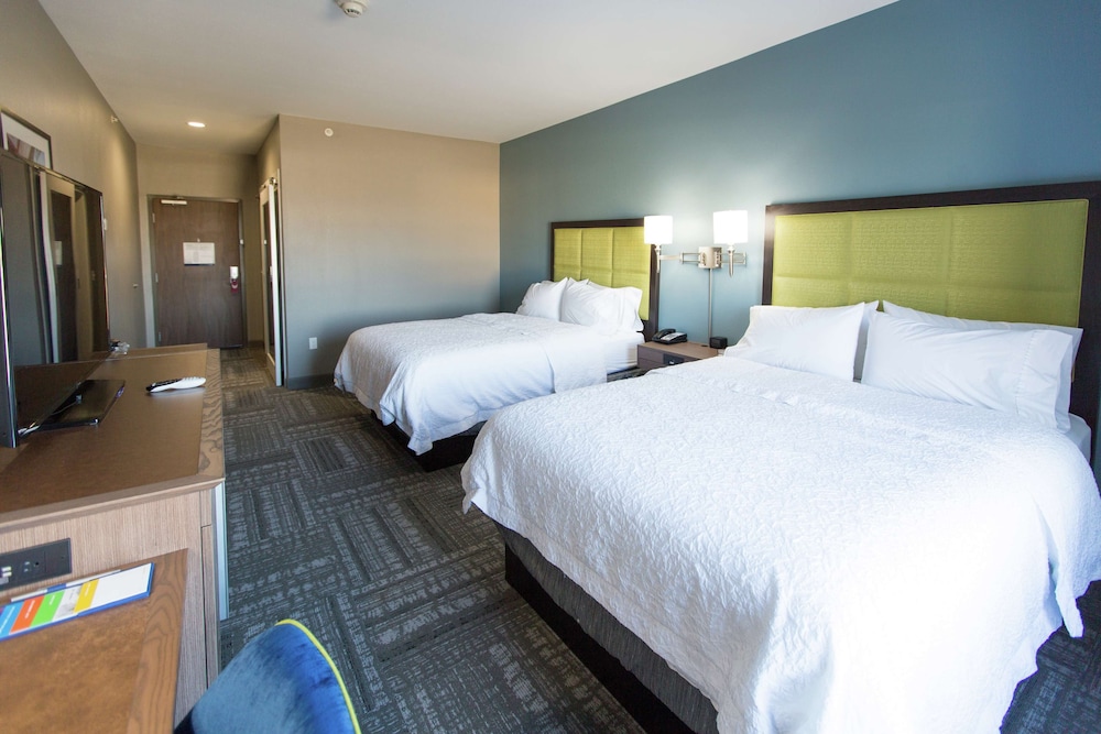 Room, 2 Queen Beds, Accessible, Bathtub (Mobility) photo 3