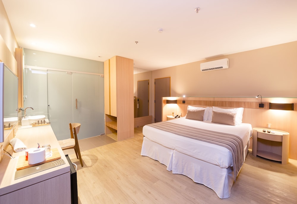 Executive Room, Balcony, City View