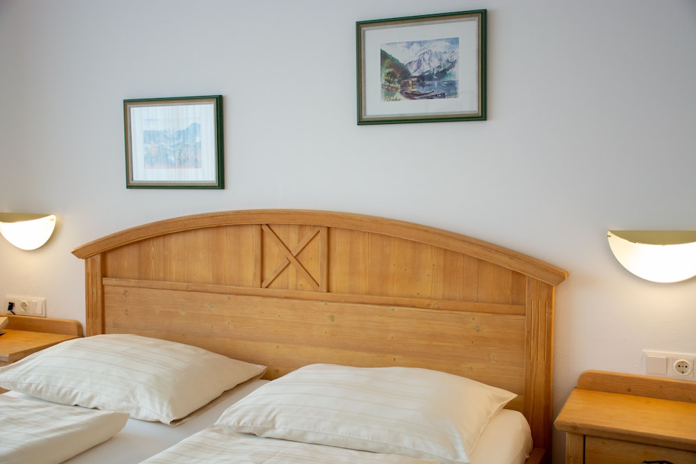 Standard Double Room photo 3