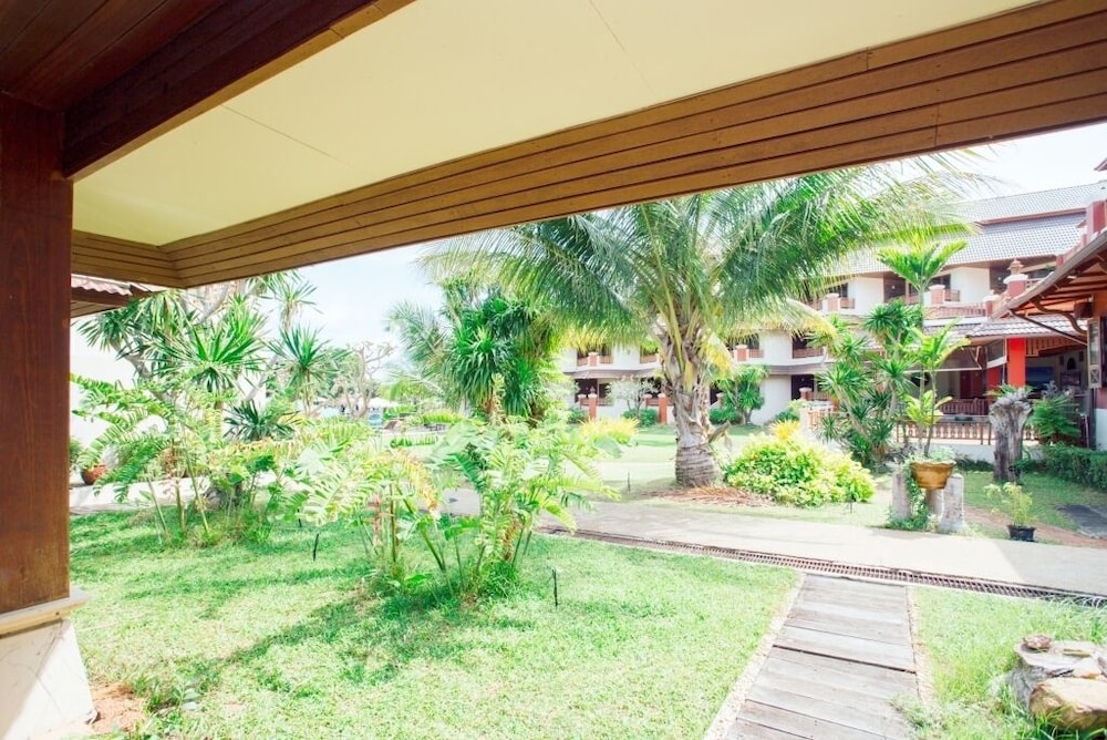 Superior Twin Bungalow - Photo 7