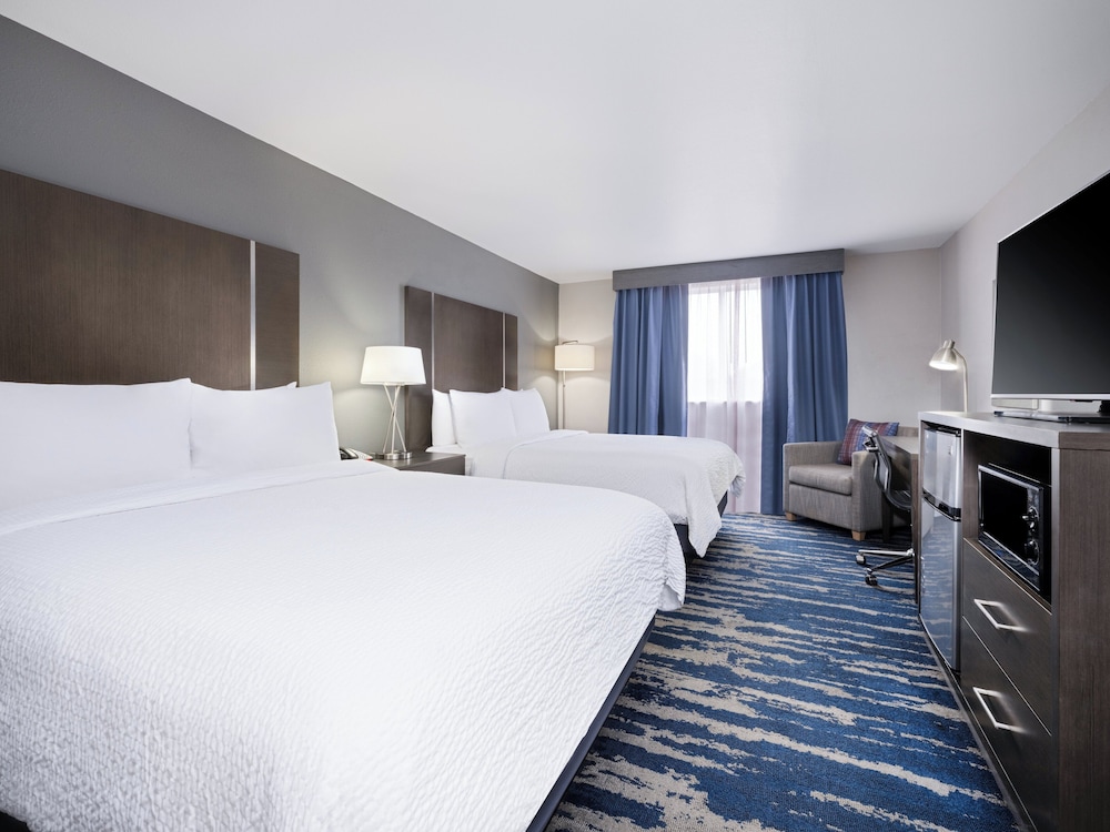 Standard Room, 2 Queen Beds, Accessible (Communications Accessible) - Photo 5