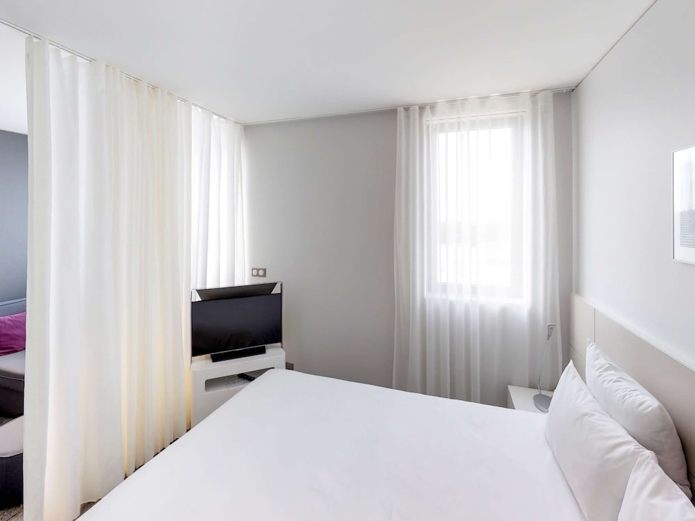 Superior Suite, Multiple Beds - Photo 4