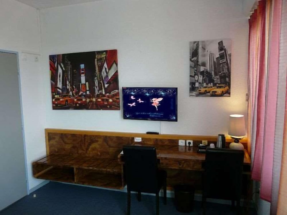 Comfort Room (Prestige) - Photo 7