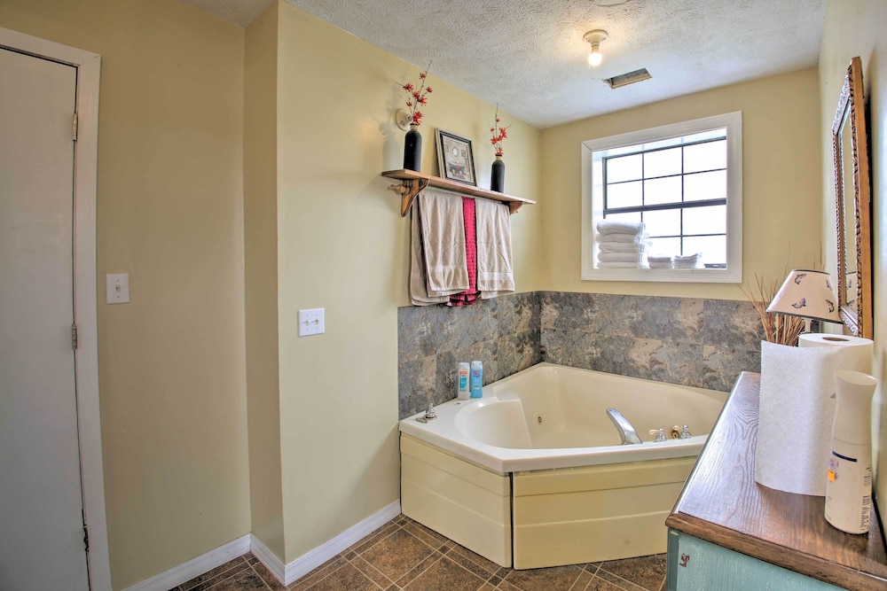 House (2 Bedrooms) photo 2