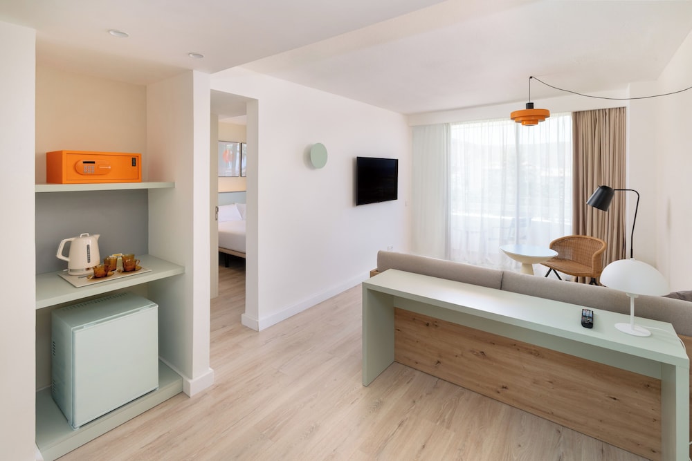 Sol Room with Lounge (2+1) photo 2