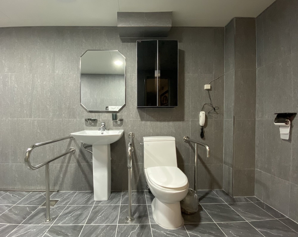 Premier Room - Photo 8