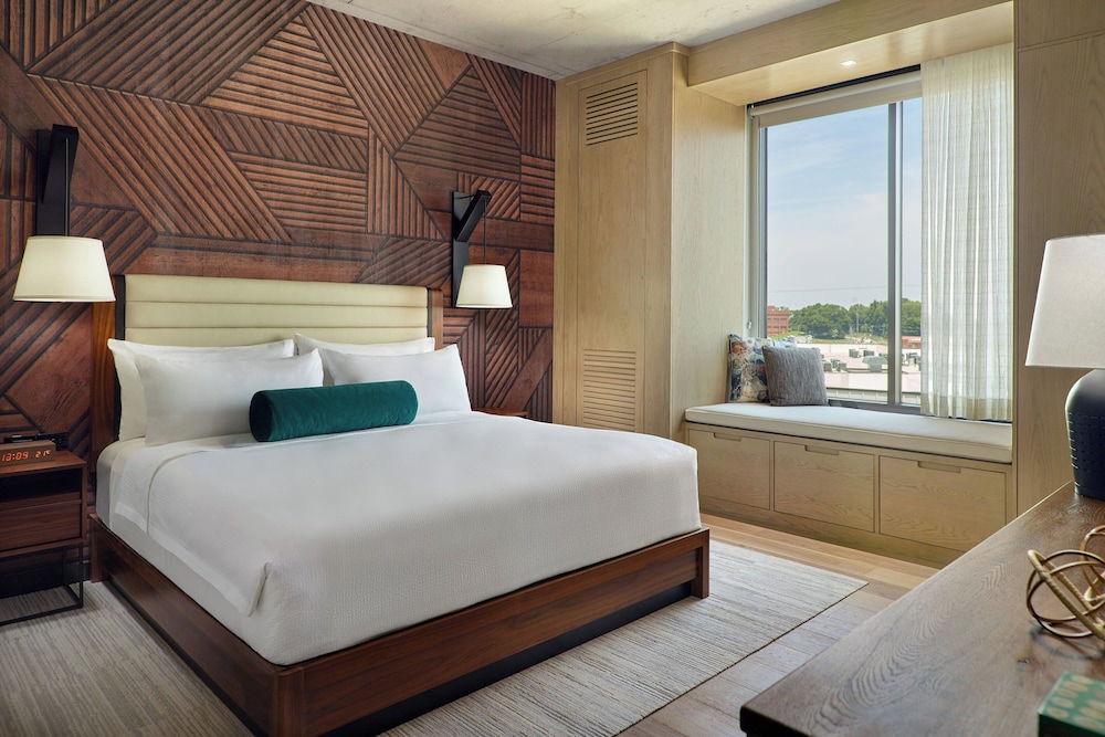 Suite, 1 Bedroom (Bellyard) - Photo 1