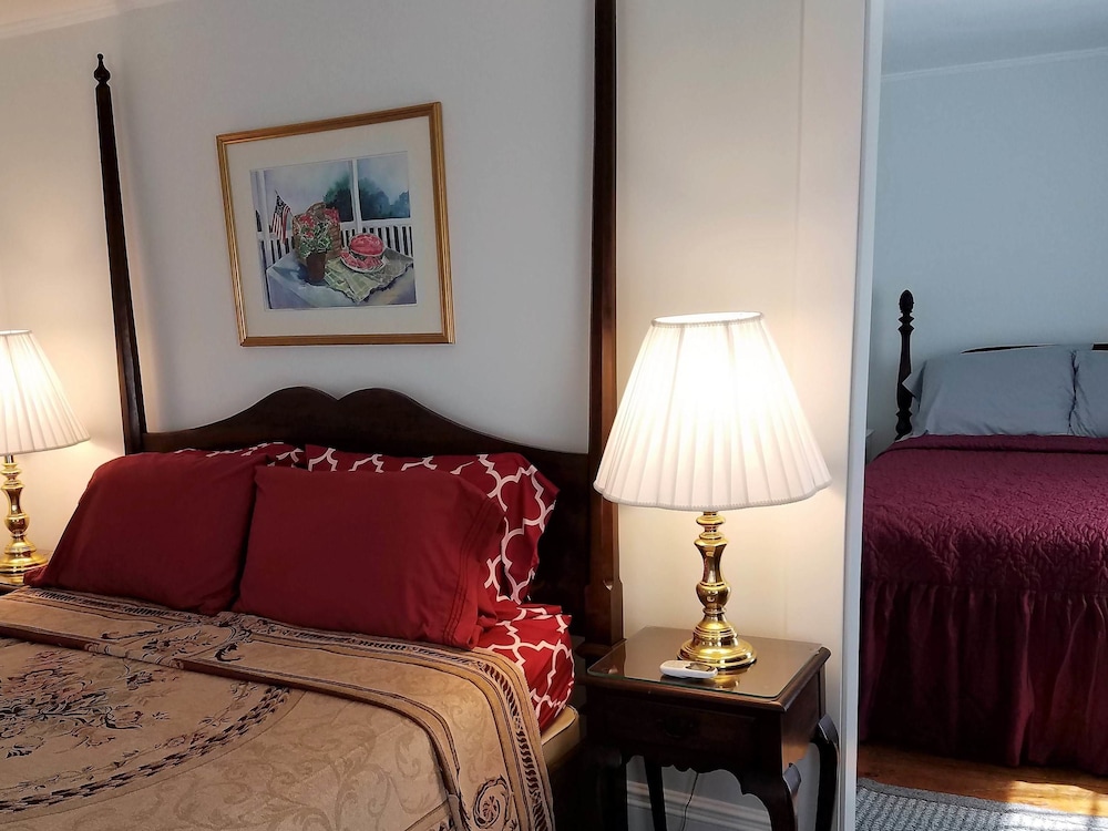 Include Seavey Suite photo 1