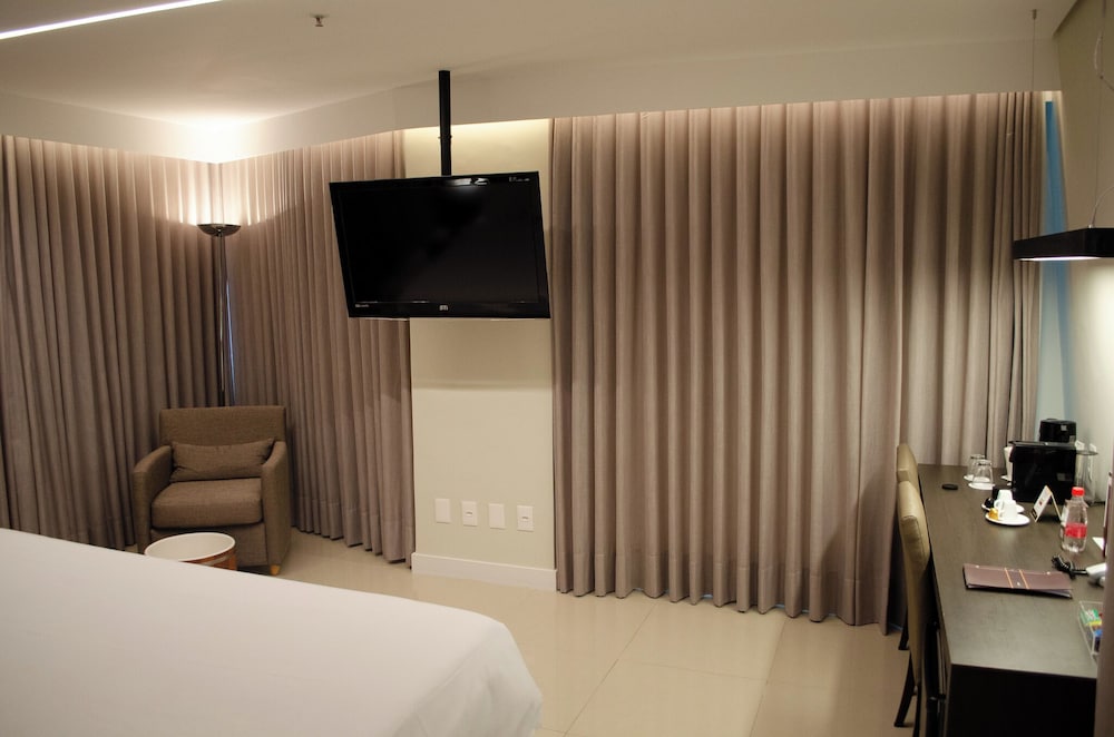 Premium Suite, 1 Double Bed thumbnail 6