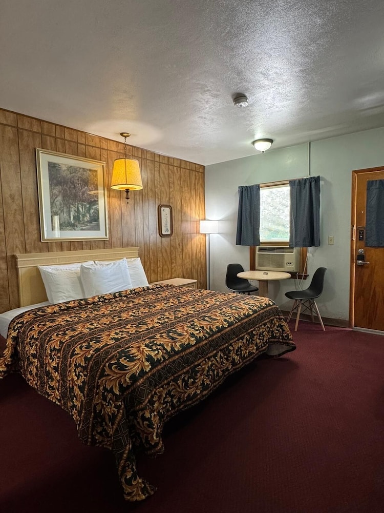 Room, 1 King Bed, Non Smoking